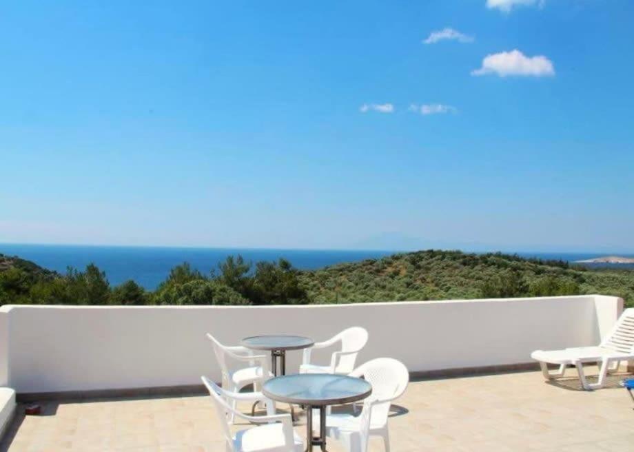 Appartement Thasos Seaside Serenity - Seaview & Garden Nests à Astris Extérieur photo